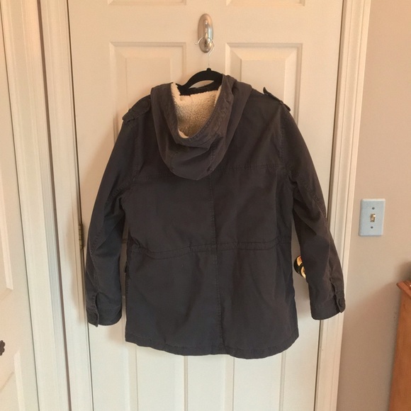 Women’s American Eagle Winter Jacket - Picture 2 of 6